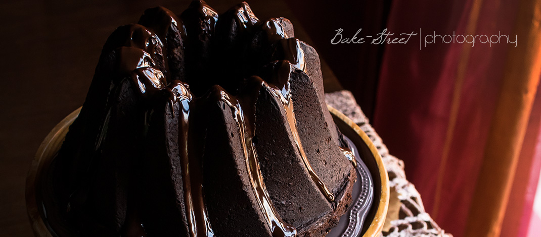 Tunnel of fudge cake