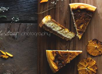 Tarta de queso con toffee y naranja asada
