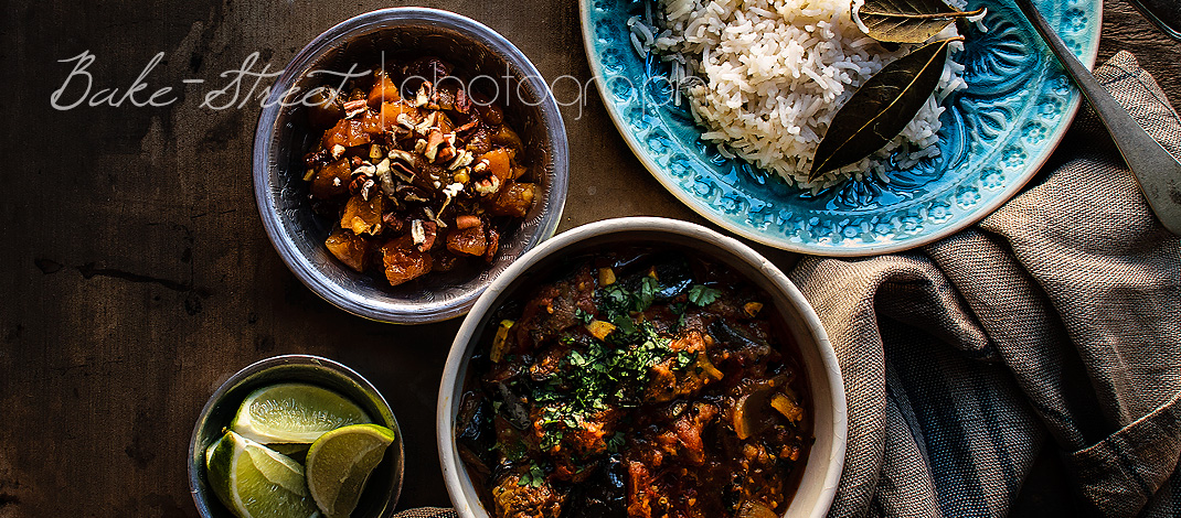 Arroz infusionado con cardamomo y curry de berenjenas