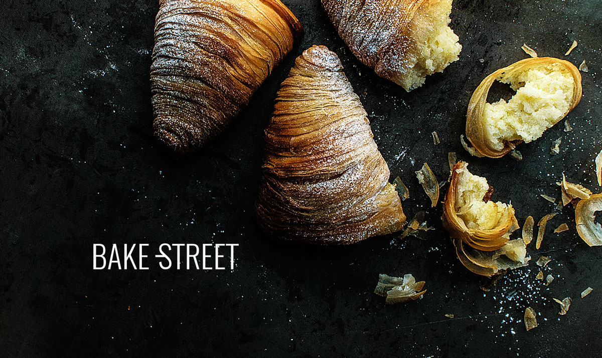 italian breakfast foods sfogliatelle