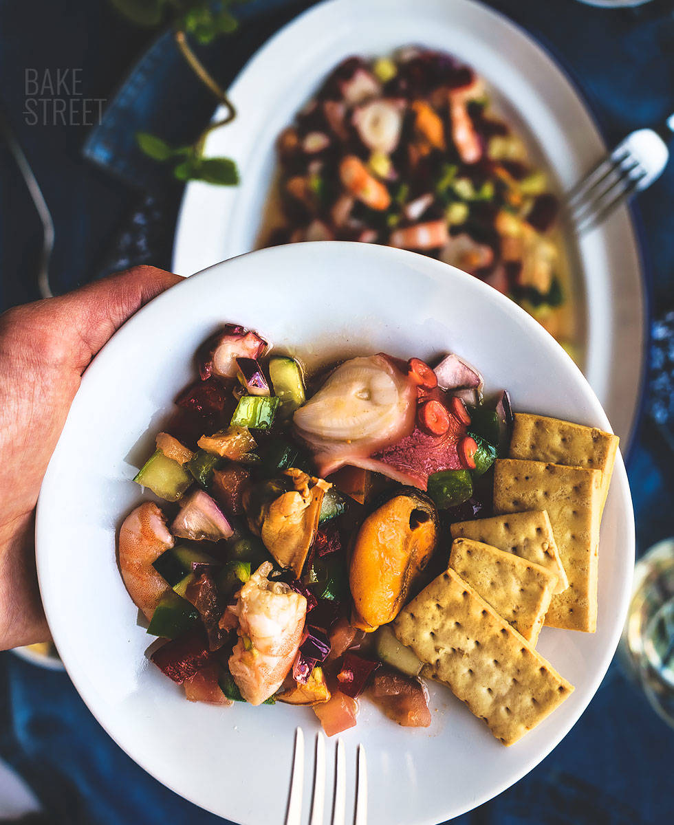 Una Olla De Ebullición De Los Deliciosos Mariscos Conocido Como