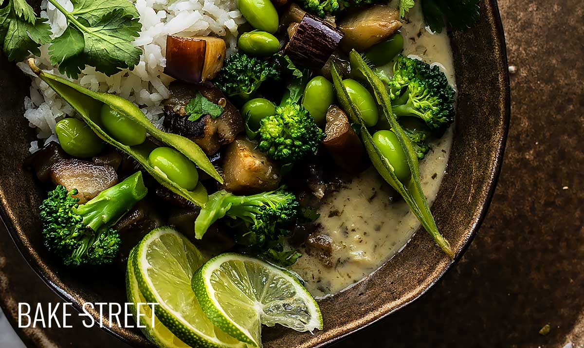 Curry verde vegano con arroz jazmín