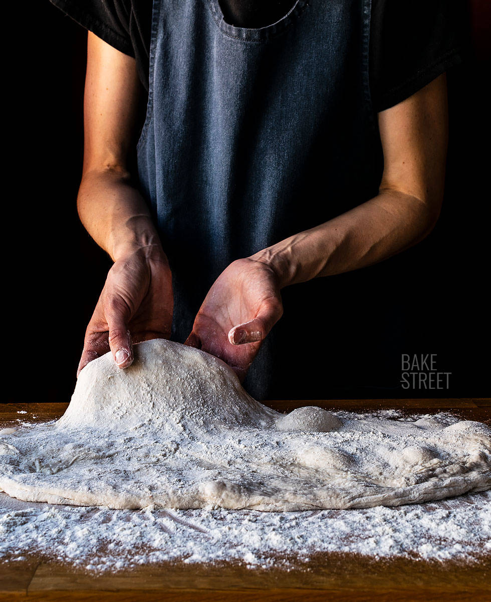 How to make Coca Bread, Catalan bread