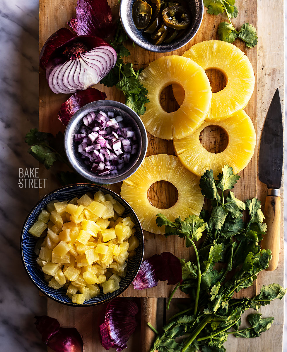 Relish de piña y jalapeño