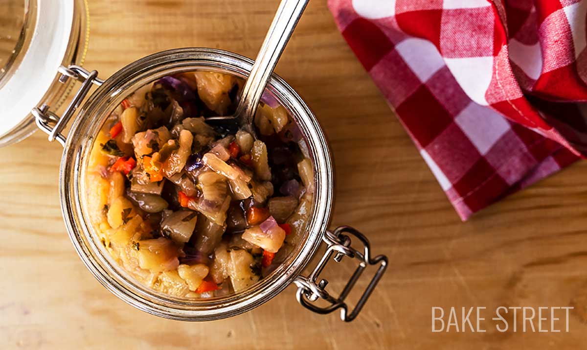 Pineapple jalapeño relish