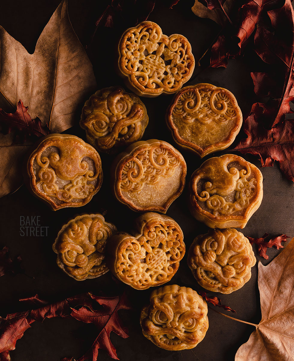 mooncake lotus seed paste egg yolk