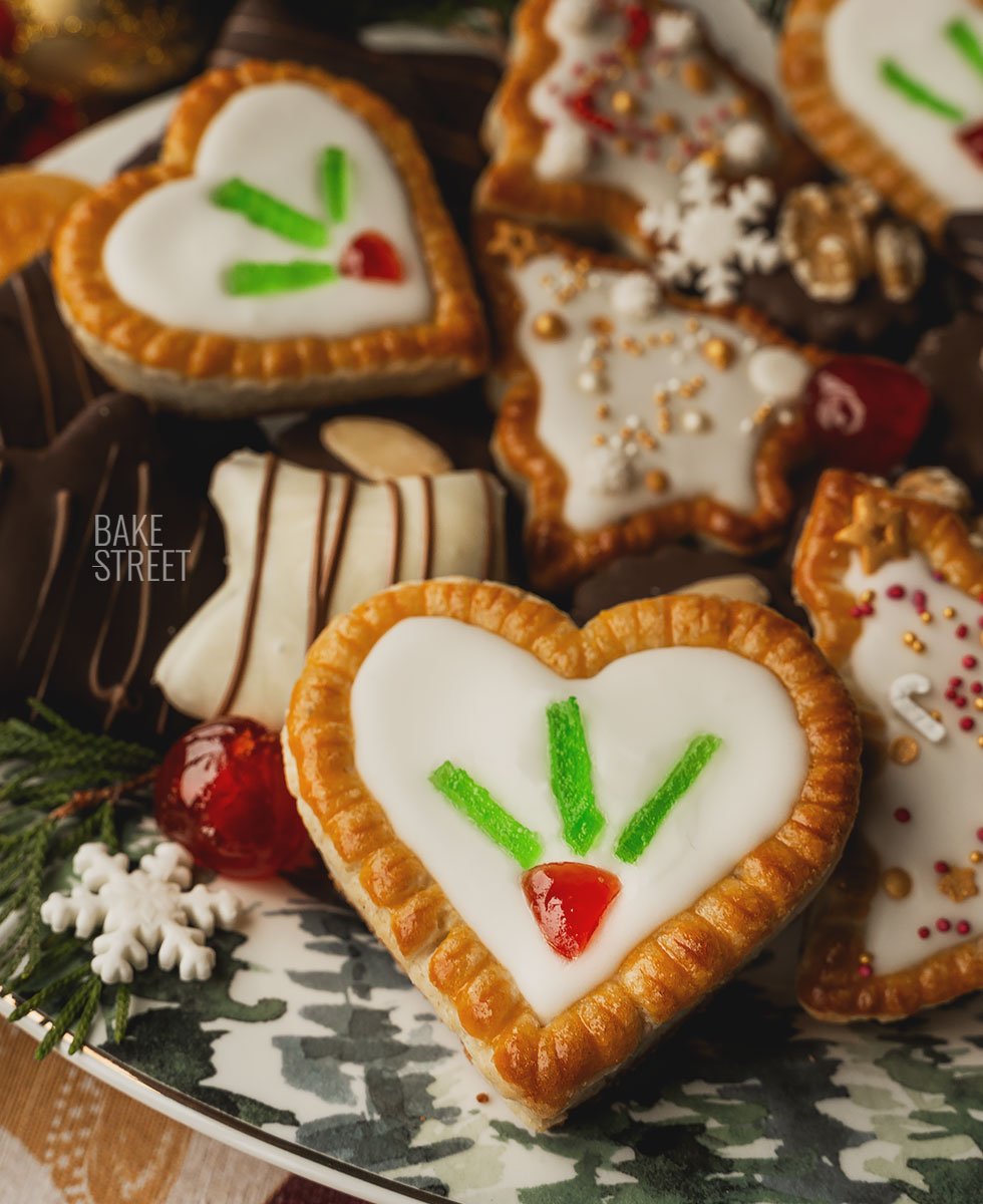Christmas assortment - Marzipan and gingerbread sweet treats