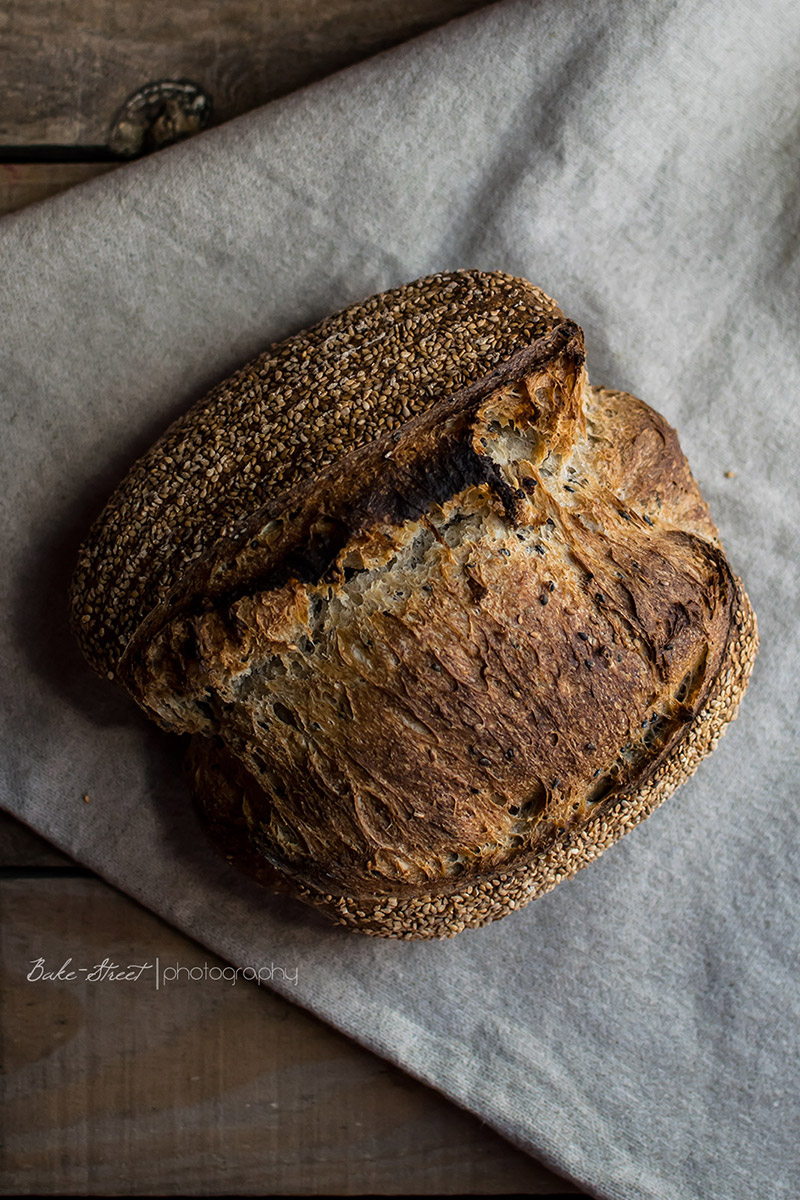 Pan de tres sésamos