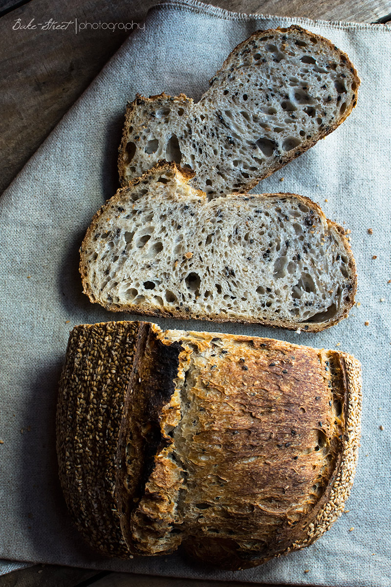 Pan de tres sésamos