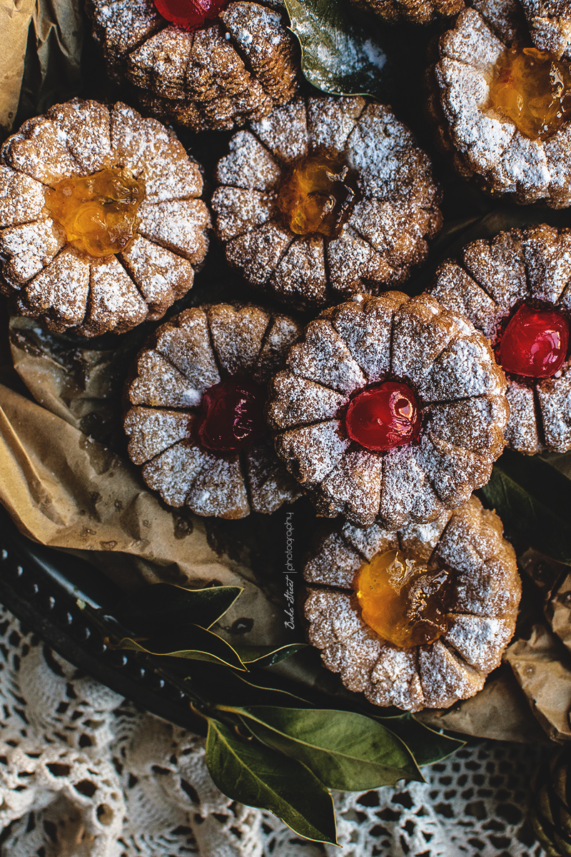 Flores de jalea y guindas, vuelta a los dulces vintage