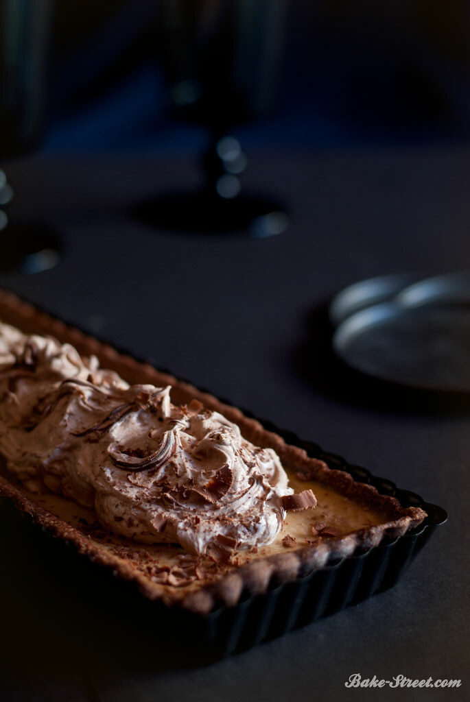 El jinete sin cabeza: Dark Chocolate Pumpkin Pie by Katrina Van Tassel