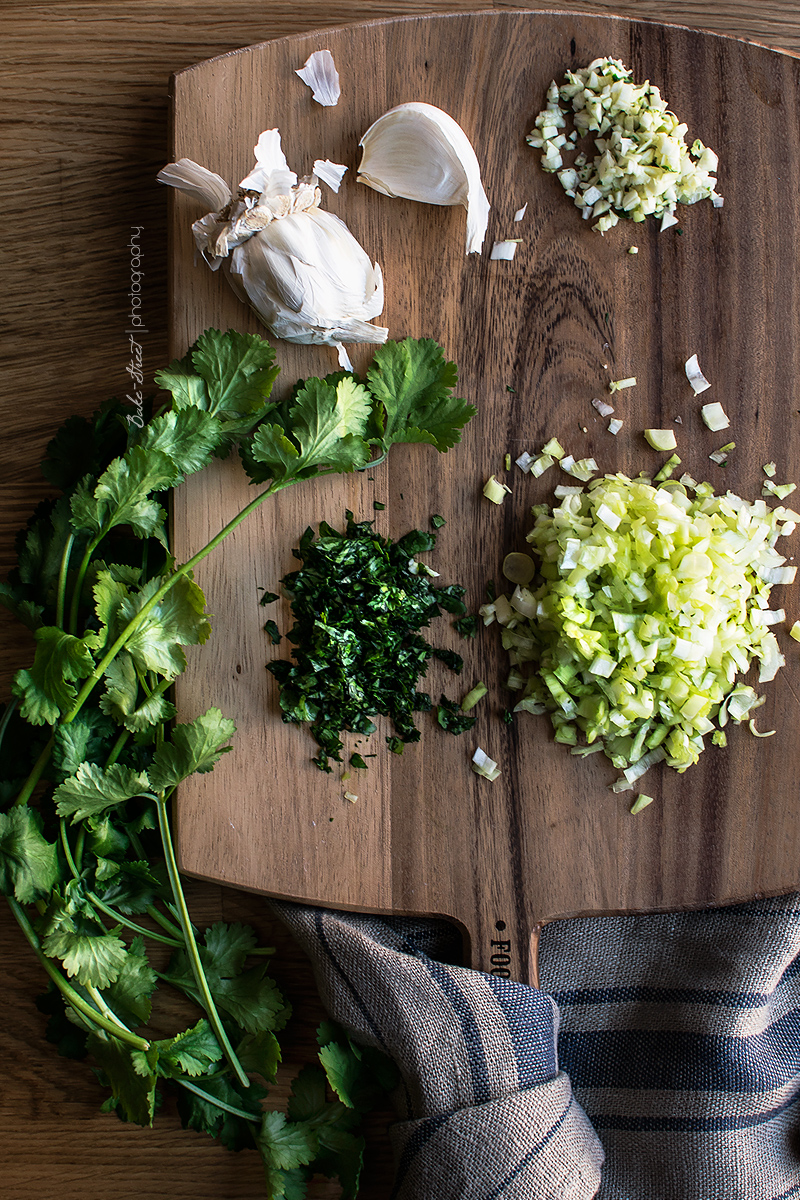 Laccha Paratha con cilantro y ajo